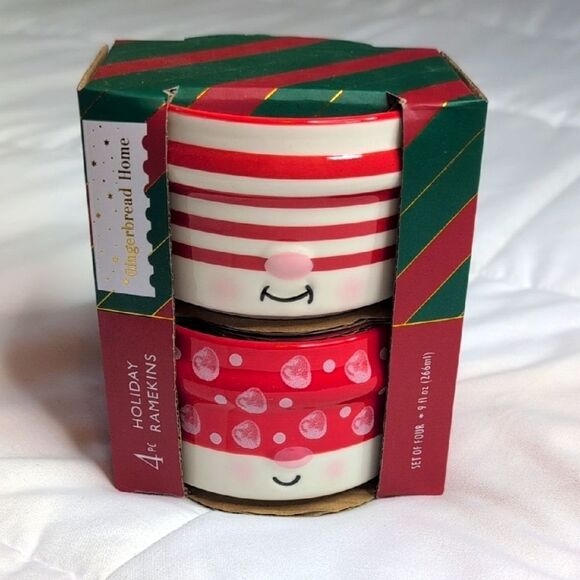 Gingerbread Home 4 Piece Christmas Ramekin Set, New - Picture 1 of 5